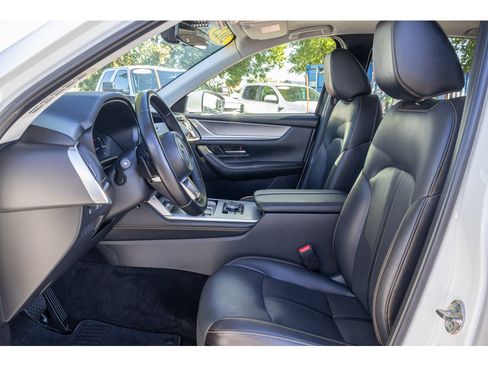 Used 2025 MAZDA CX-90 3.3 Turbo w/ Preferred Package AWD/4WD image 17
