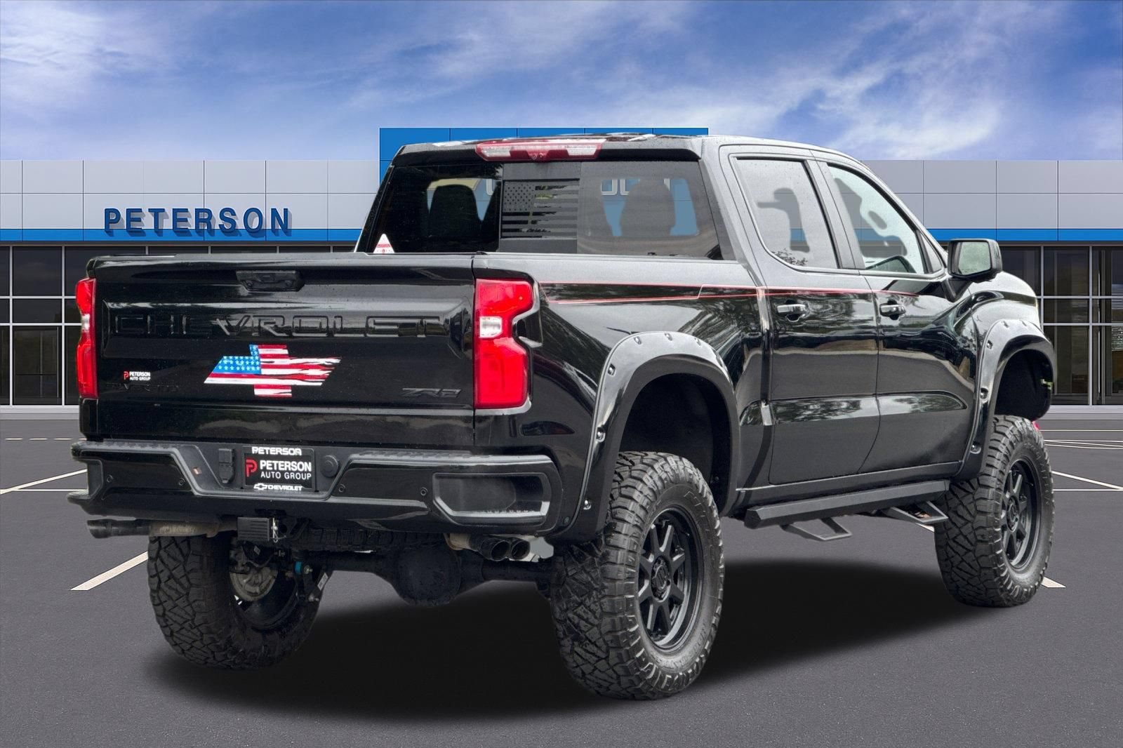 Used 2024 Chevrolet Silverado 1500 ZR2 AWD/4WD image 4