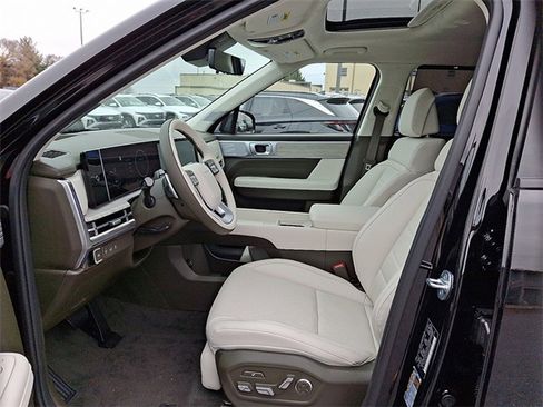 Certified 2025 Hyundai Santa Fe Calligraphy image 11