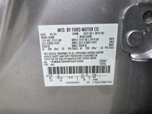 Used 2023 Ford Explorer XLT w/ Equipment Group 202A image 21