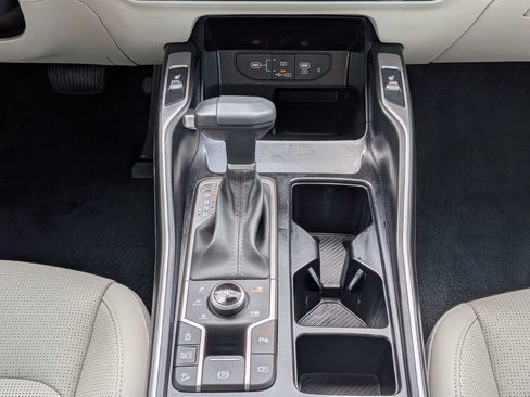 Certified 2025 Kia Sorento S AWD/4WD image 25