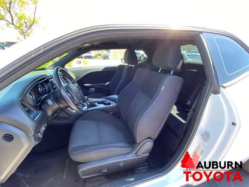 Used 2016 Dodge Challenger R/T Scat Pack w/ Driver Convenience Group RWD image 18