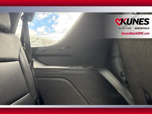 Used 2023 Chevrolet Tahoe LT w/ Luxury Package AWD/4WD image 36