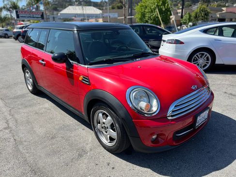 Used 2011 MINI Cooper Clubman image 1