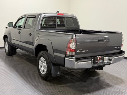 Used 2014 Toyota Tacoma 4x4 Double Cab w/ SR5 Package image 7