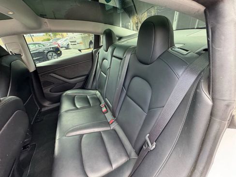 Used 2021 Tesla Model 3 Long Range AWD/4WD image 17
