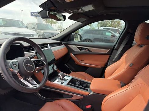 Used 2025 Jaguar F-PACE R-Dynamic S image 6