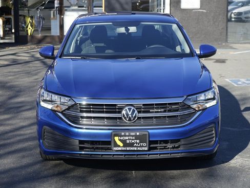 Used 2022 Volkswagen Jetta S image 4