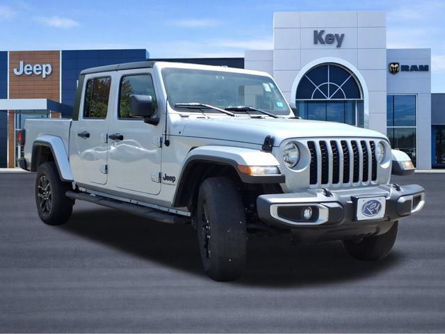 Used 2023 Jeep Gladiator Sport AWD/4WD image 7