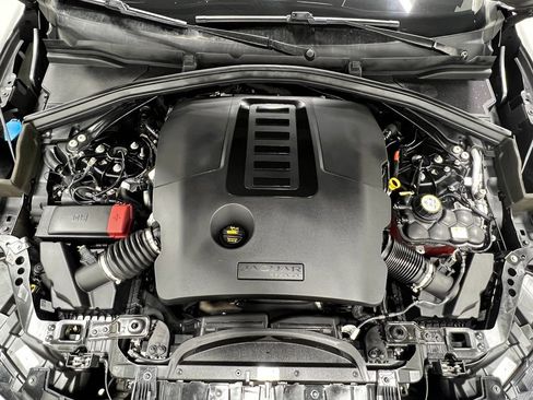 Used 2021 Jaguar F-PACE R-Dynamic S image 27