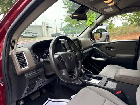 Used 2022 Nissan Frontier SV RWD image 20