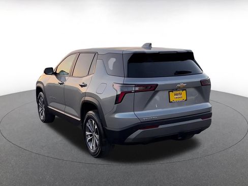 Used 2025 Chevrolet Equinox LT FWD image 11