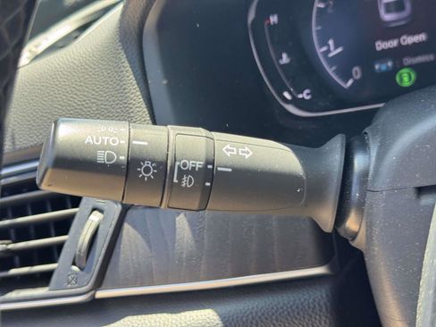 Used 2020 Honda Accord EX-L image 21