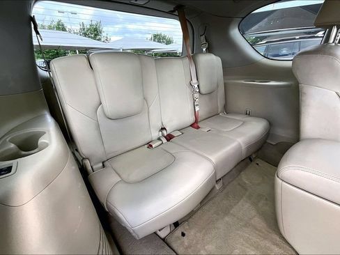 Used 2016 INFINITI QX80 2WD w/ Driver's Assistance Package image 39