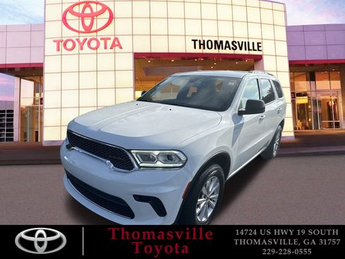Used 2024 Dodge Durango SXT image 1