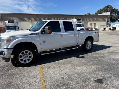Used 2016 Ford F250 Lariat w/ Lariat Ultimate Package image 5