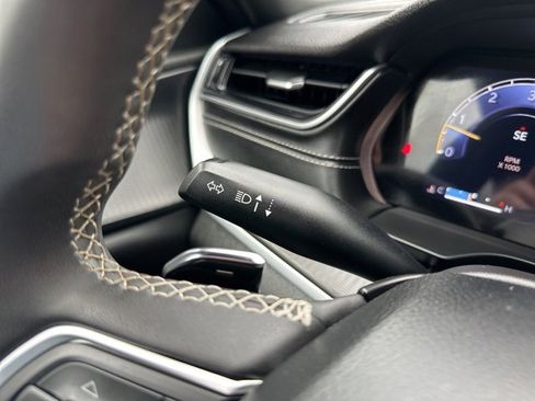 Certified 2024 Jeep Grand Cherokee L Laredo image 25