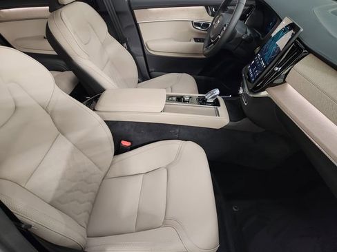 New 2026 Volvo XC90 B6 Plus w/ Protection Package Premier AWD/4WD image 3