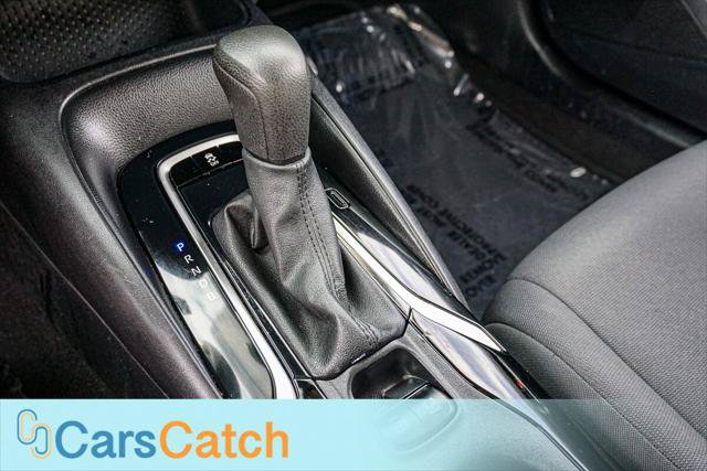 Used 2020 Toyota Corolla LE FWD image 30