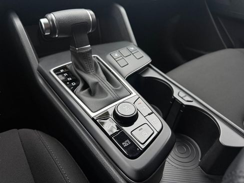 Certified 2025 Kia Sportage LX image 36