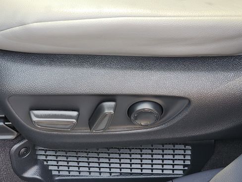 Certified 2023 Toyota Sienna XLE image 23