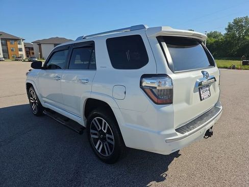 Used 2022 Toyota 4Runner Limited w/ Convenience Package (TMS) AWD/4WD image 11