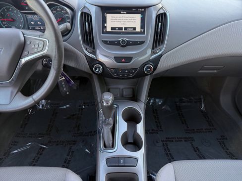 Used 2016 Chevrolet Cruze LT w/ RS Package image 11