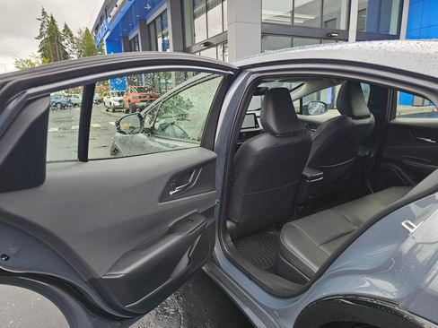 Used 2025 Toyota Prius Limited w/ Limited Premium Package AWD/4WD image 19