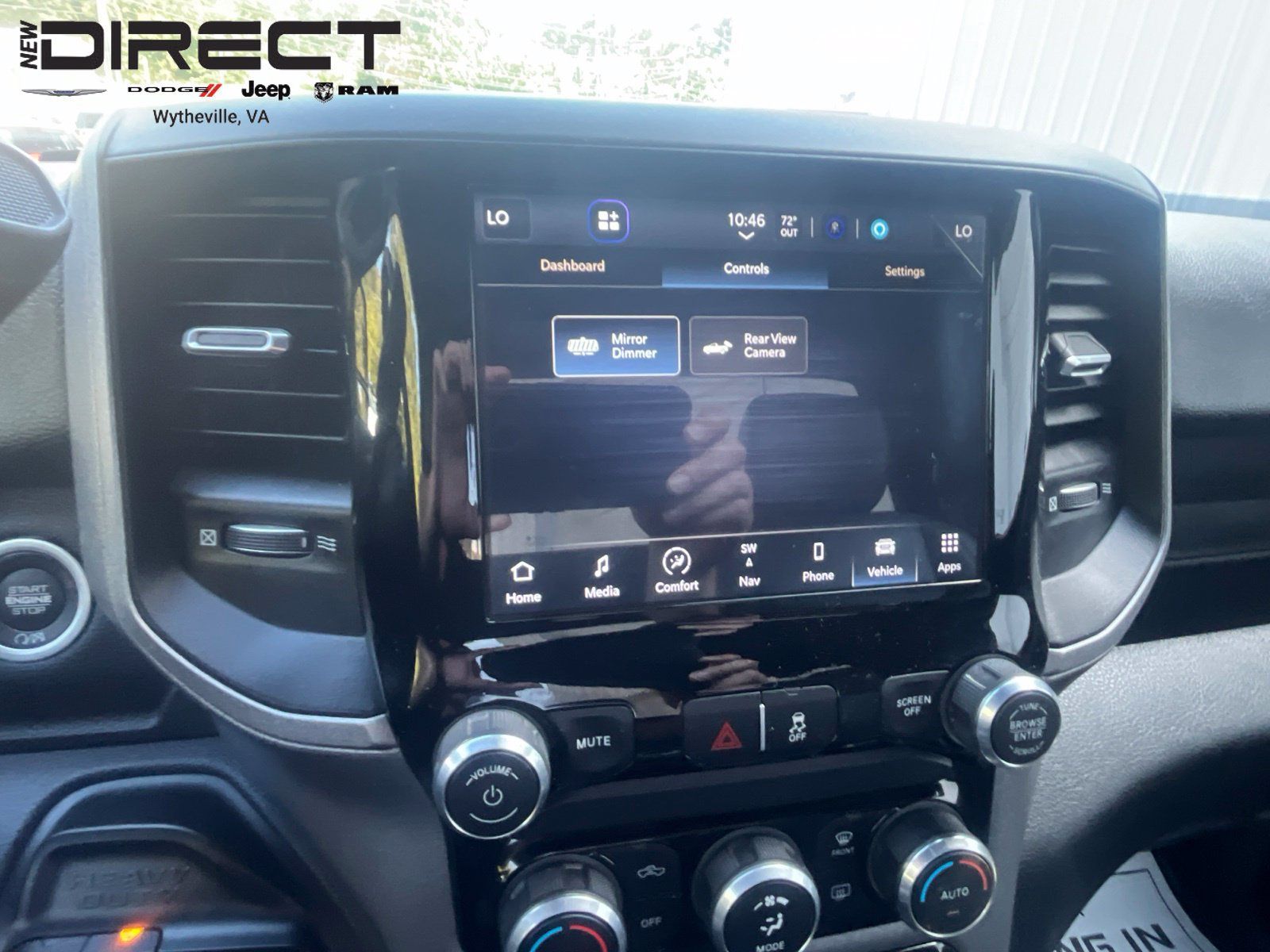 Used 2024 RAM 3500 Tradesman w/ Convenience Group AWD/4WD image 25
