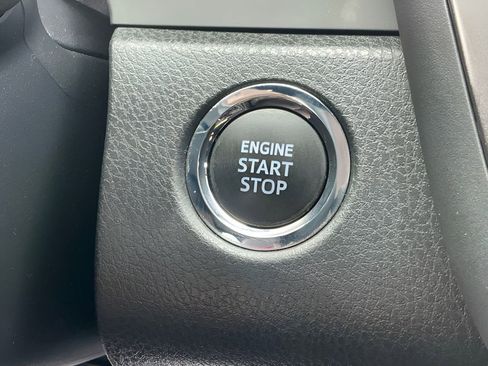 Used 2024 Toyota Camry SE w/ Convenience Package image 31