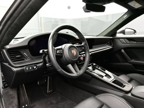 Certified 2025 Porsche 911 Carrera GTS RWD image 4