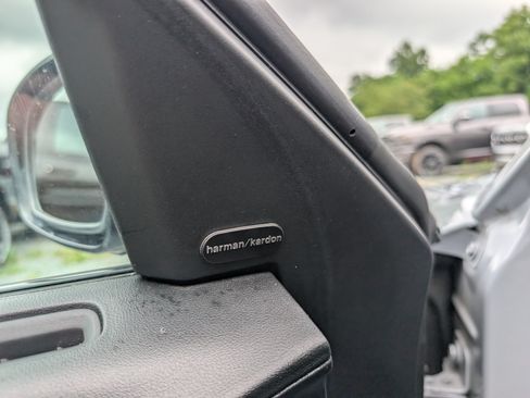Used 2020 Dodge Charger SRT Hellcat w/ Harman/Kardon Audio Group RWD image 22