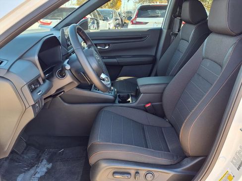 Certified 2025 Honda CR-V Sport image 17