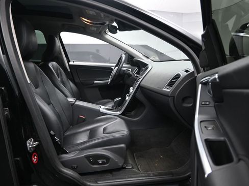 Used 2015 Volvo XC60 T5 AWD/4WD image 20