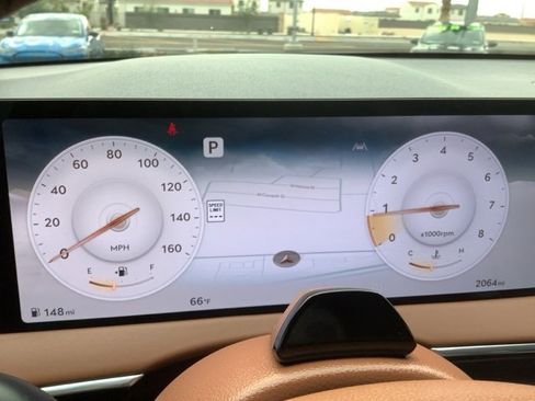 Used 2026 Genesis GV70 2.5T Advanced image 19