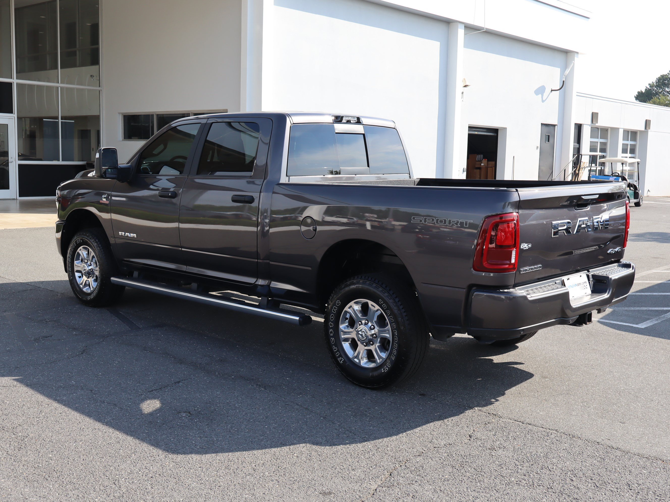 Used 2025 RAM 3500 Big Horn AWD/4WD image 8