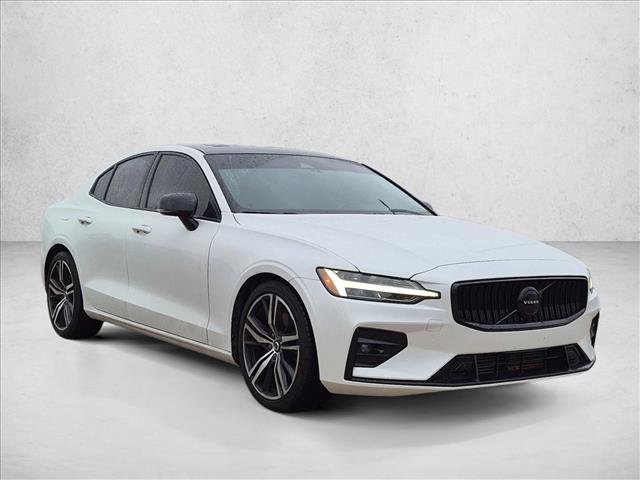 Used 2019 Volvo S60 T5 R-Design FWD image 3