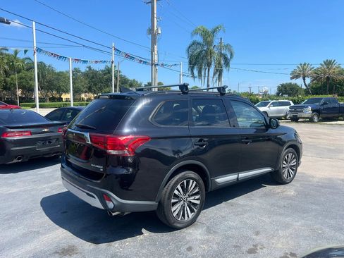 Used 2019 Mitsubishi Outlander SE AWD/4WD image 4