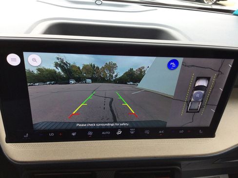 New 2025 Ford Maverick Lariat w/ 4K Tow Package image 19