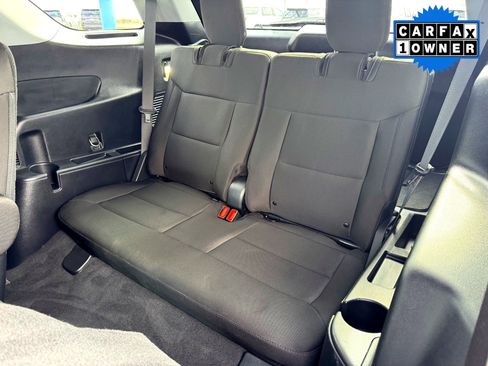 Used 2022 Ford Explorer XLT image 15