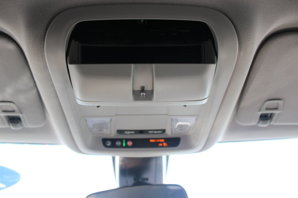 Used 2025 Chevrolet Blazer LT FWD image 58