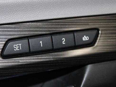 Used 2018 GMC Terrain SLT w/ Preferred Package image 40