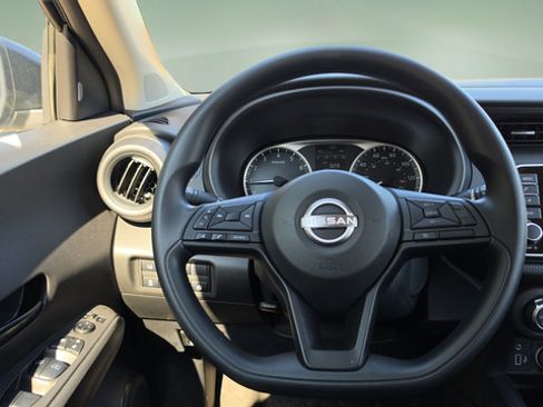 Certified 2025 Nissan Kicks Play S FWD image 9