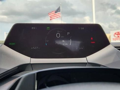 New 2026 Toyota Prius Plug-In Hybrid FWD image 11