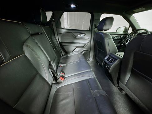 Used 2024 Chevrolet Blazer Premier w/ Enhanced Convenience Package FWD image 25