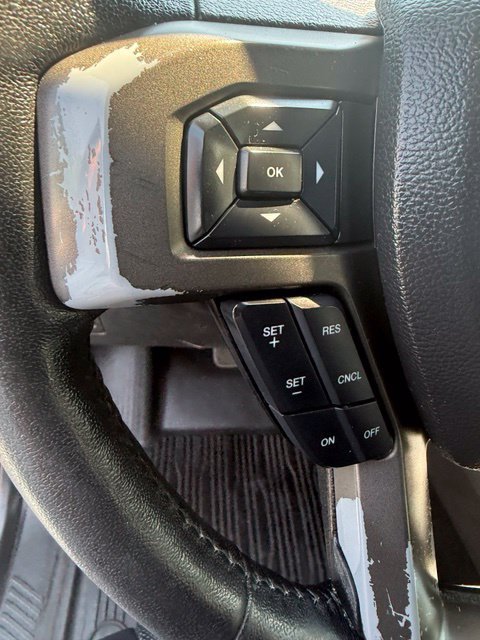 Used 2018 Ford Expedition XLT w/ Equipment Group 202A AWD/4WD image 19