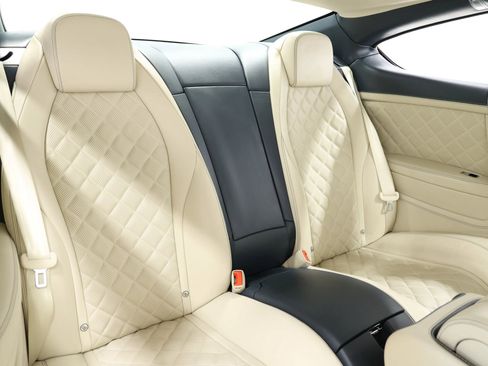 Used 2016 Bentley Continental GT image 56