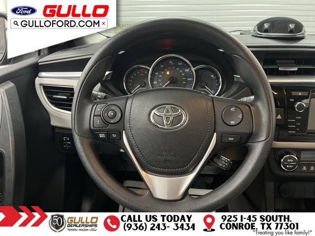 Used 2016 Toyota Corolla LE FWD image 12