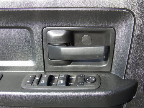Used 2021 RAM 1500 Tradesman RWD image 15