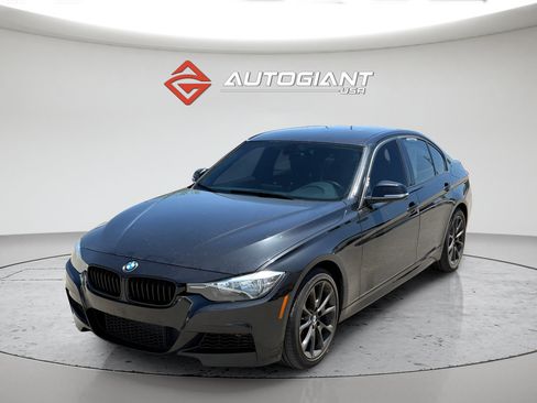 Used 2017 BMW 330i Sedan RWD image 1